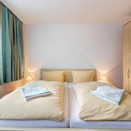 Apartment Schloonseevillen 17